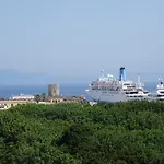 Rhodes 호텔