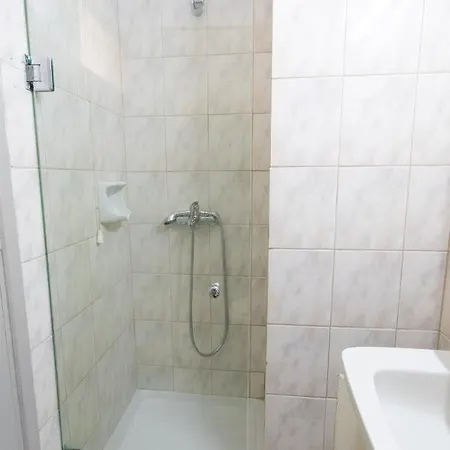 Otel Rhodes 2*