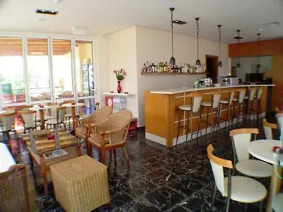 Rhodes Hotell